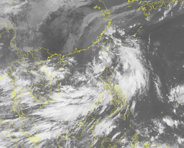 Typhoon Aere threatens coastal areas in northern, central regions ảnh 1