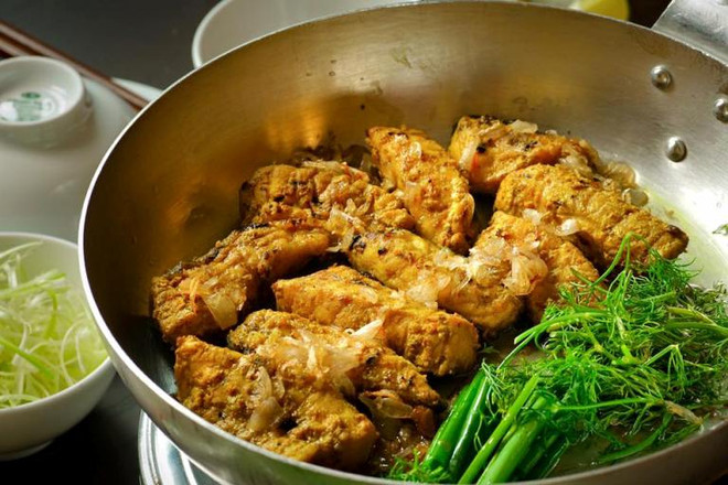 CNN lists top five must-try dishes for foreigners to try in Hanoi ảnh 2