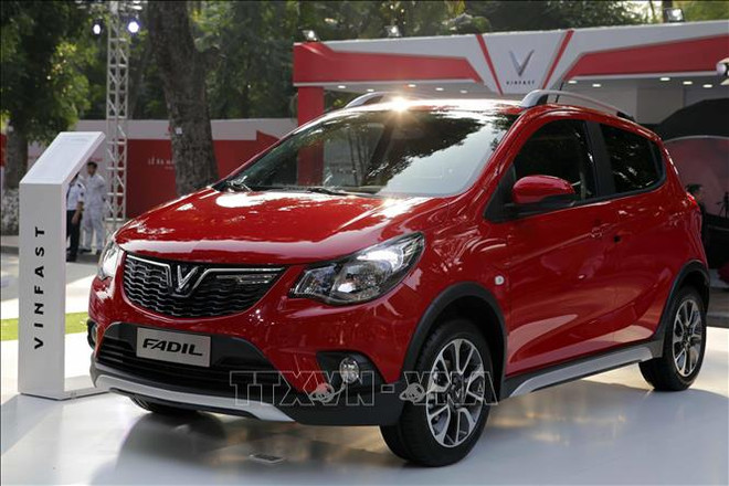 Vietnamese cars hit street for first time ảnh 1