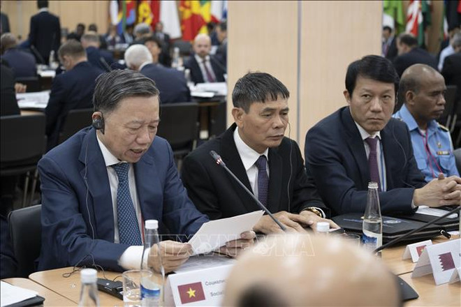 Vietnam calls for multinational efforts to cope with global security threats ảnh 1