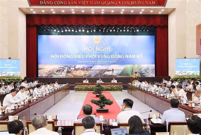 PM orders special development policies, mechanisms for southeast region ảnh 3