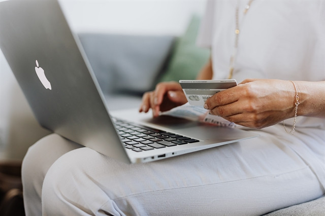 Vietnam’s e-commerce entering new stage of development: sustainability ảnh 1