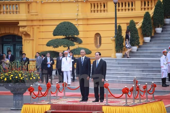 International media highlight Obama’s visit to Vietnam ảnh 1