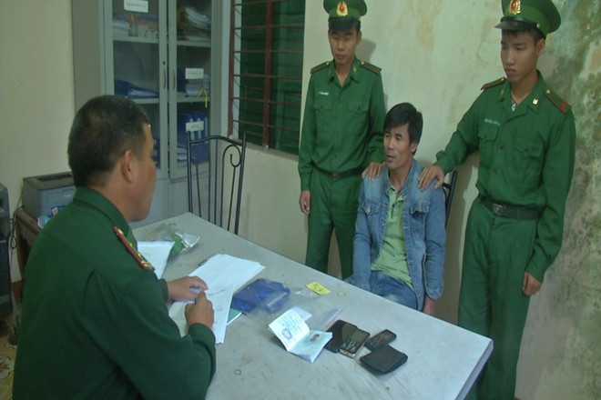 Quang Tri border guards uncover synthetic drug trafficking cases ảnh 1