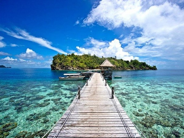 Exhibition promoting Indonesia’s tourism opens in Hanoi ảnh 1