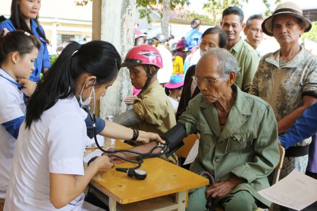 Highlights of health sector’s 65-year achievements ảnh 1 Highlights of health sector’s 65-year achievements ảnh 1