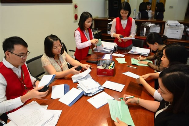 Over 198 million USD raised from latest G-bond auction ảnh 1