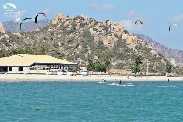 Asian kitesurfing championships kicks off in Ninh Thuan ảnh 1 Asian kitesurfing championships kicks off in Ninh Thuan ảnh 1