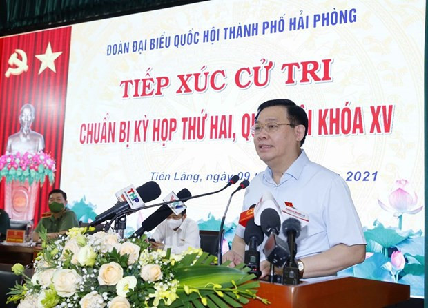 NA Chairman meets voters in Hai Phong ảnh 1