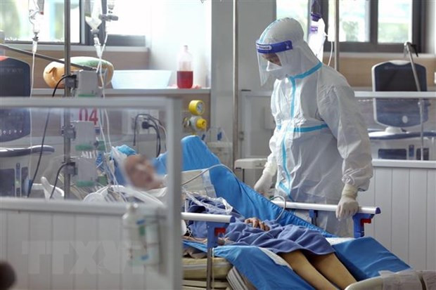 COVID-19: 6,957 cases added to national tally ảnh 1