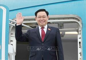 NA Chairman leaves Hanoi for China official visit ảnh 1