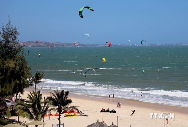 Binh Thuan targets to welcome over 9.5 million visitors in 2024 ảnh 1