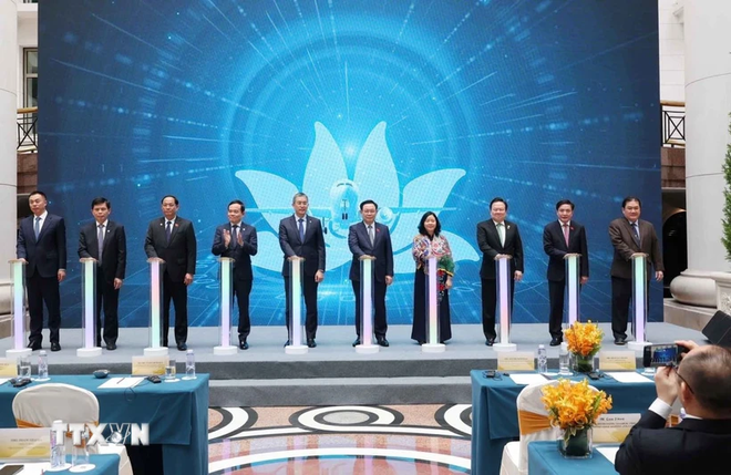 NA Chairman attends Vietnam Airlines’ ceremony to mark 30-year presence in China ảnh 1 NA Chairman attends Vietnam Airlines’ ceremony to mark 30-year presence in China ảnh 1