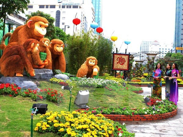 President opens HCM City's flower street ảnh 1 President opens HCM City's flower street ảnh 1