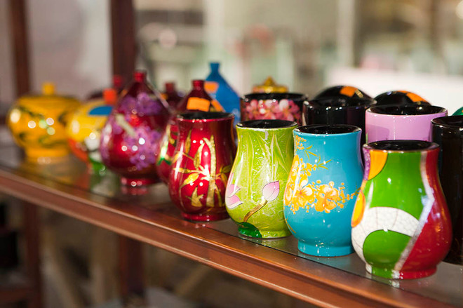 Vietnam lacquer arts on show in Norway ảnh 1