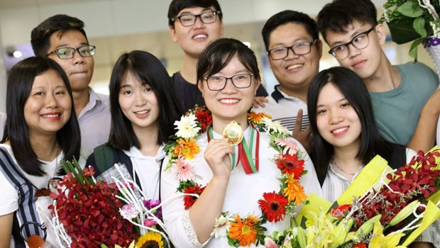 Vietnamese students win medals at International Biology Olympiad ảnh 3