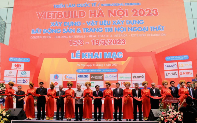 Vietbuild 2023 underway in Hanoi ảnh 1