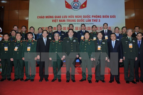 Third Vietnam–China border defence friendship exchange underway ảnh 1