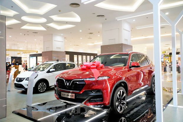 Auto market bounces back on registration fee cut ảnh 2