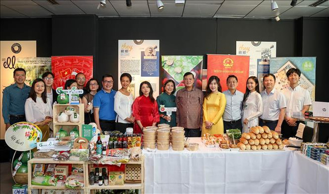 Vietnam cuisine introduced at Francophonie festival in Singapore ảnh 1