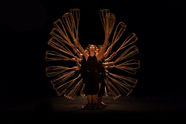 Vietnamese Bamboo Circus showcases Vietnamese life ảnh 1