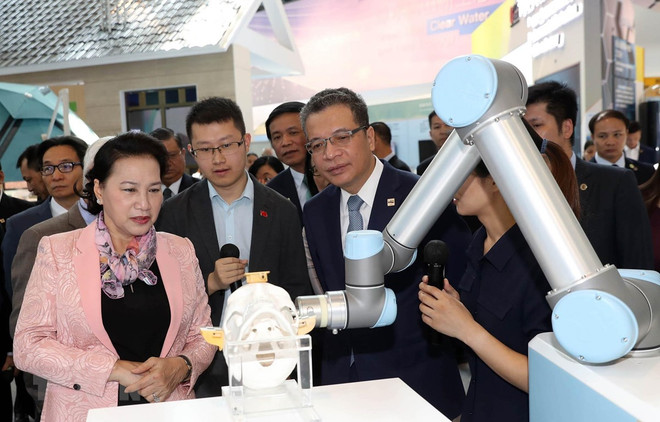 Top legislator visits China’s first hi-tech park ảnh 1 Top legislator visits China’s first hi-tech park ảnh 1