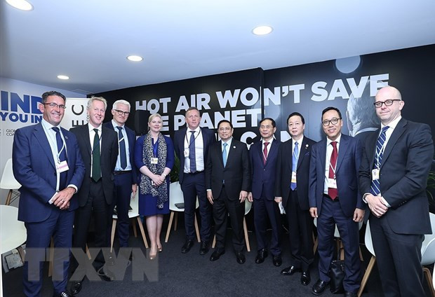 PM receives leaders of global economic groups on sidelines of COP26 ảnh 2