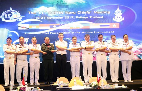 ASEAN navies cooperate to protect marine environment ảnh 1