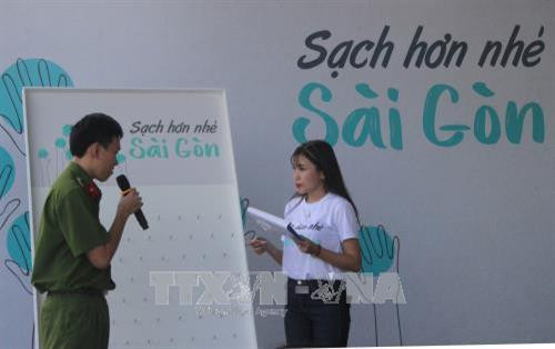 Environmental sanitation campaign launched in HCM City ảnh 1