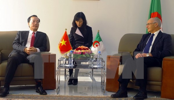 Vietnam, Algeria boost ties in industry, urban planning ảnh 1 Vietnam, Algeria boost ties in industry, urban planning ảnh 1