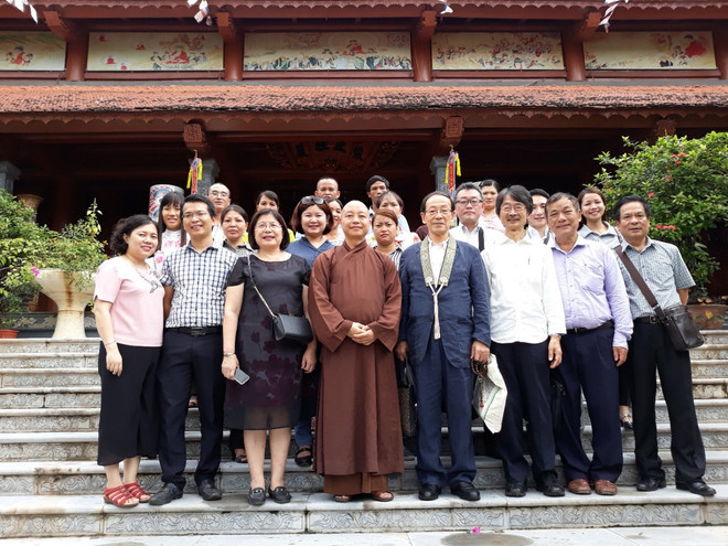 Buddhist followers join hands in ensuring social welfare ảnh 4