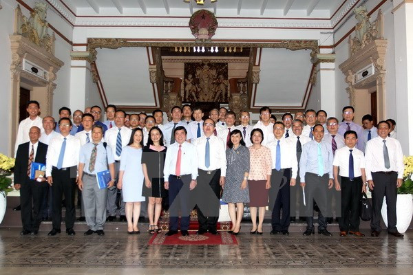 HCM City vows to support diplomats in promoting foreign relations ảnh 1