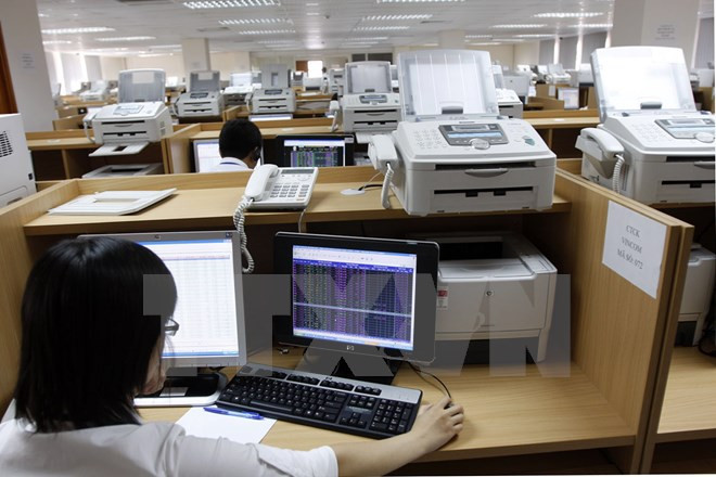Three more companies trade on UPCoM ảnh 1