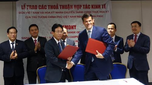 PetroVietnam joins hands with US’s GE in gas-fired power plants ảnh 1