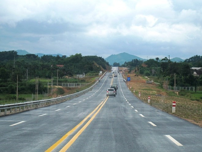 Laos embarks on Vientiane-Pakse highway construction ảnh 1