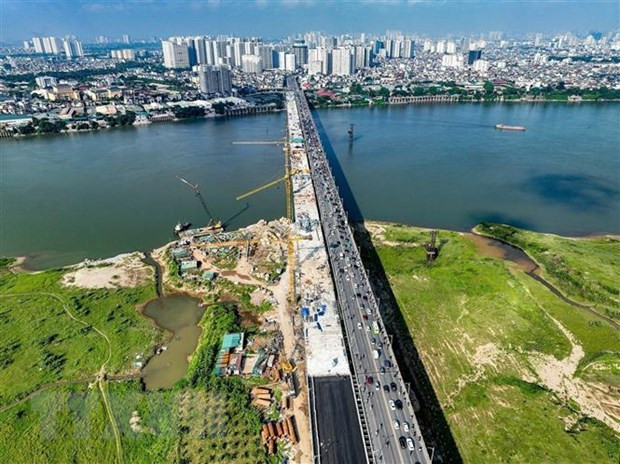 Hanoi: Vinh Tuy bridge phase 2 to open for traffic before September 2 ảnh 1 Hanoi: Vinh Tuy bridge phase 2 to open for traffic before September 2 ảnh 1
