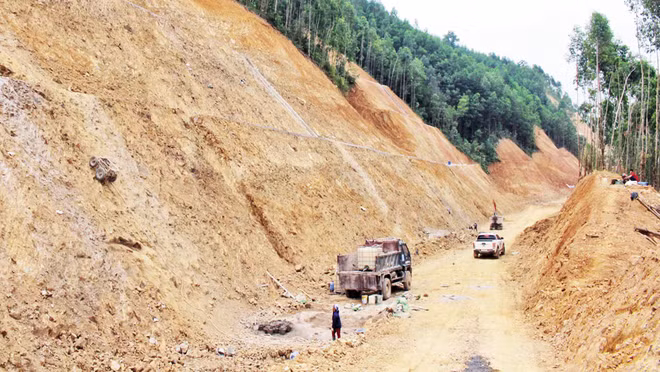 Bac Giang province invests in developing transport infrastructure ảnh 1