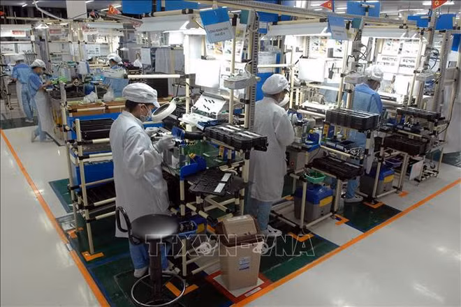 Hanoi tops country in FDI attraction in first eight months ảnh 1