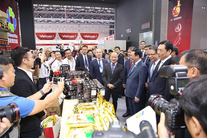 Vietnam supports ASEAN – China cooperation: Deputy PM ảnh 3