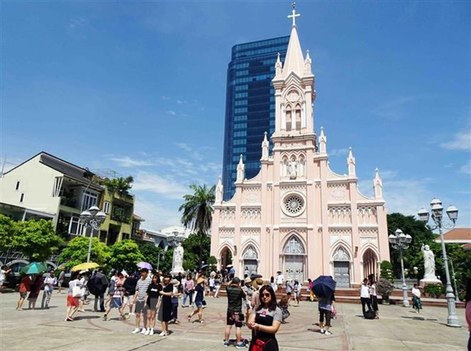 Vietnam steps up tourism promotion in Canada ảnh 1