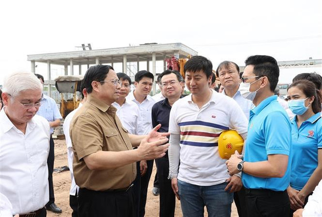 PM urges Binh Duong to accelerate key infrastructure projects ảnh 1 PM urges Binh Duong to accelerate key infrastructure projects ảnh 1