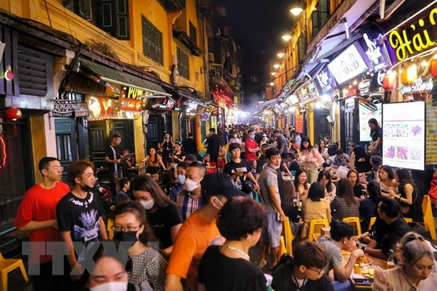 Proper investment needed to develop night-time economy ảnh 1