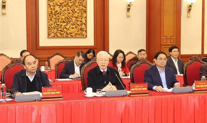 Politburo members discuss review of resolution on HCM City development ảnh 2