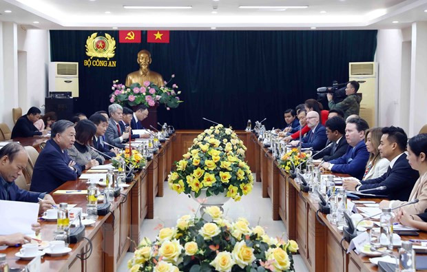 US businesses urged to boost Vietnam-US ties in trade, defence, security ảnh 1