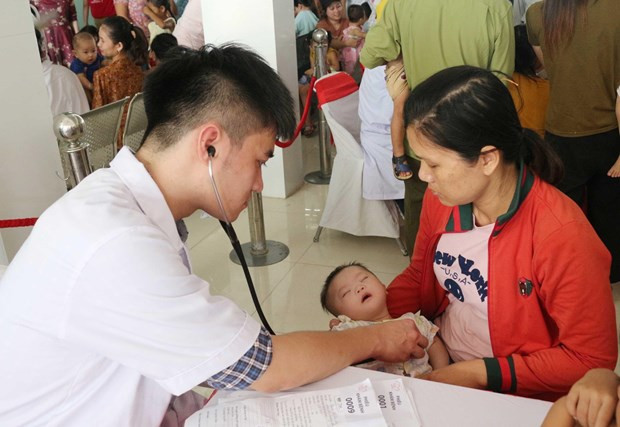 Children in Nghe An get free heart disease screening ảnh 1