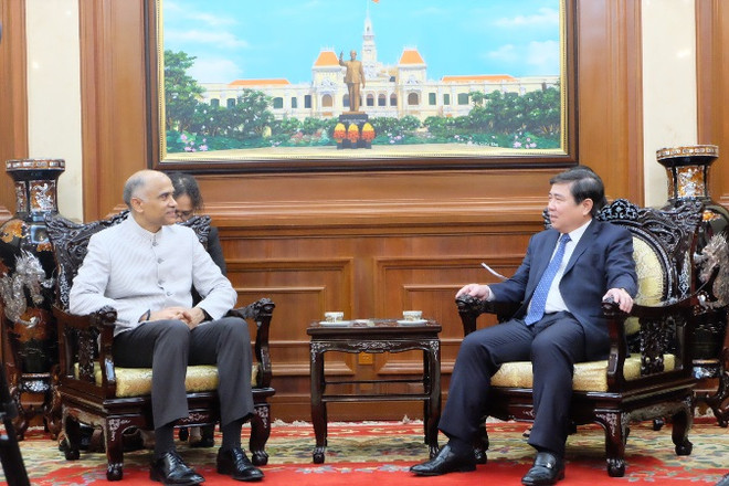 Indian Ambassador bids farewell to HCM City leader ảnh 1 Indian Ambassador bids farewell to HCM City leader ảnh 1