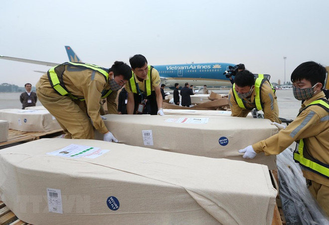 Bodies of Essex lorry victims brought home ảnh 2 Bodies of Essex lorry victims brought home ảnh 2