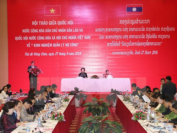 Vietnam, Laos share experience in public debt management ảnh 1