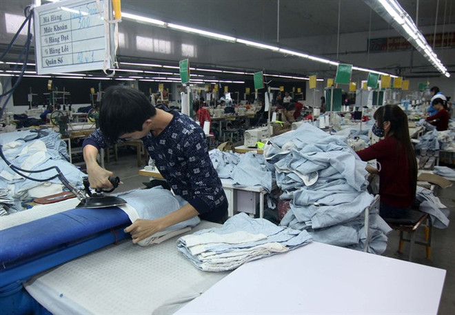 Garment industry foresees rough 2017 ảnh 1 Garment industry foresees rough 2017 ảnh 1