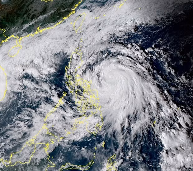 Natural disasters cost Vietnam nearly 1.3 bln USD so far this year ảnh 1